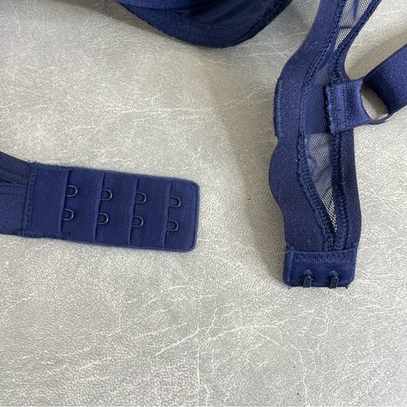 Victoria's Secret Very Sexy Push-up Deep Blue Satin Quilted Bra 36B - Picture 3 of 7